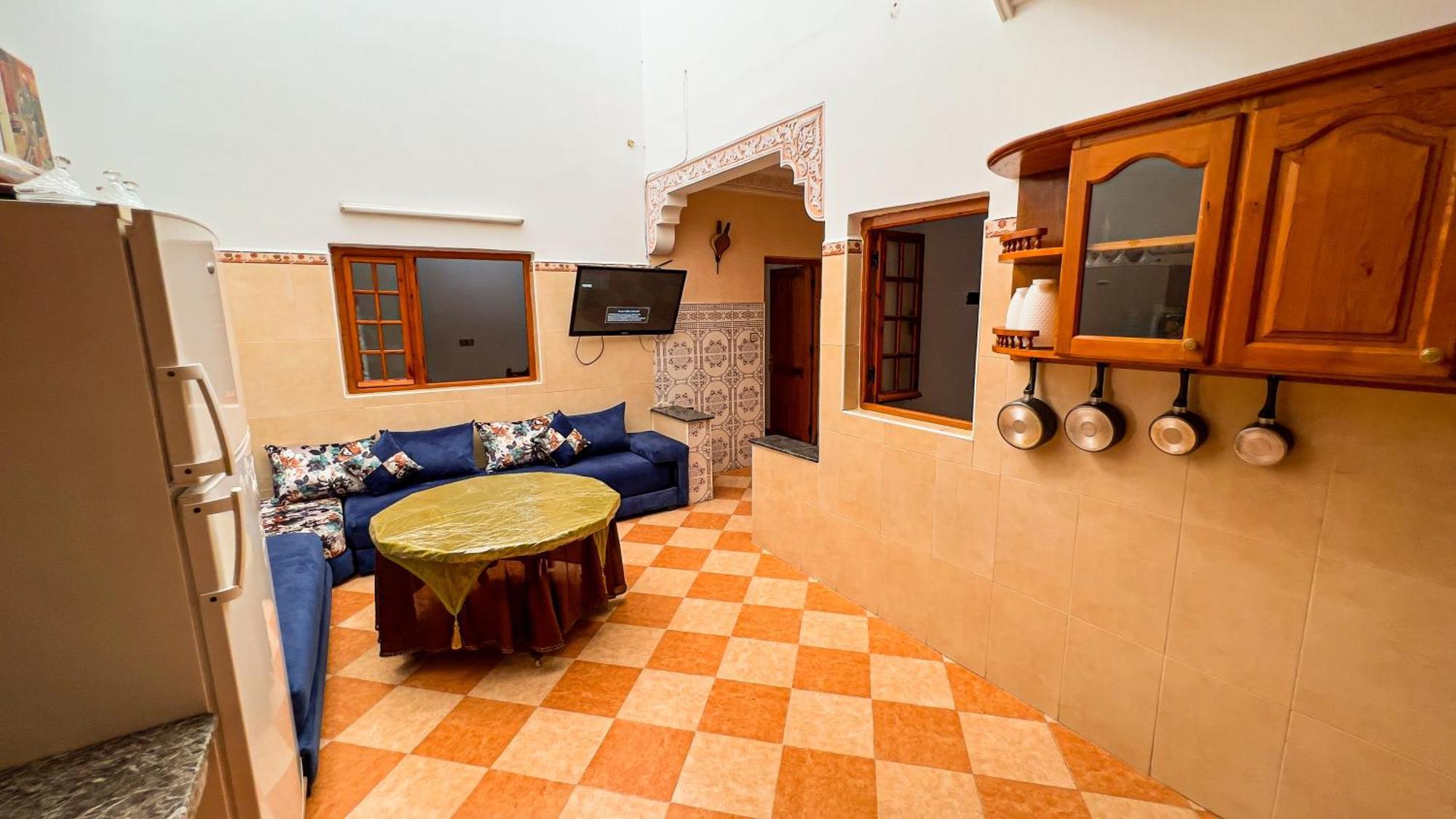Dar Haut De Gamme Et A Un Prix Imaginaire Hostcom For Families Only 乌季达 外观 照片