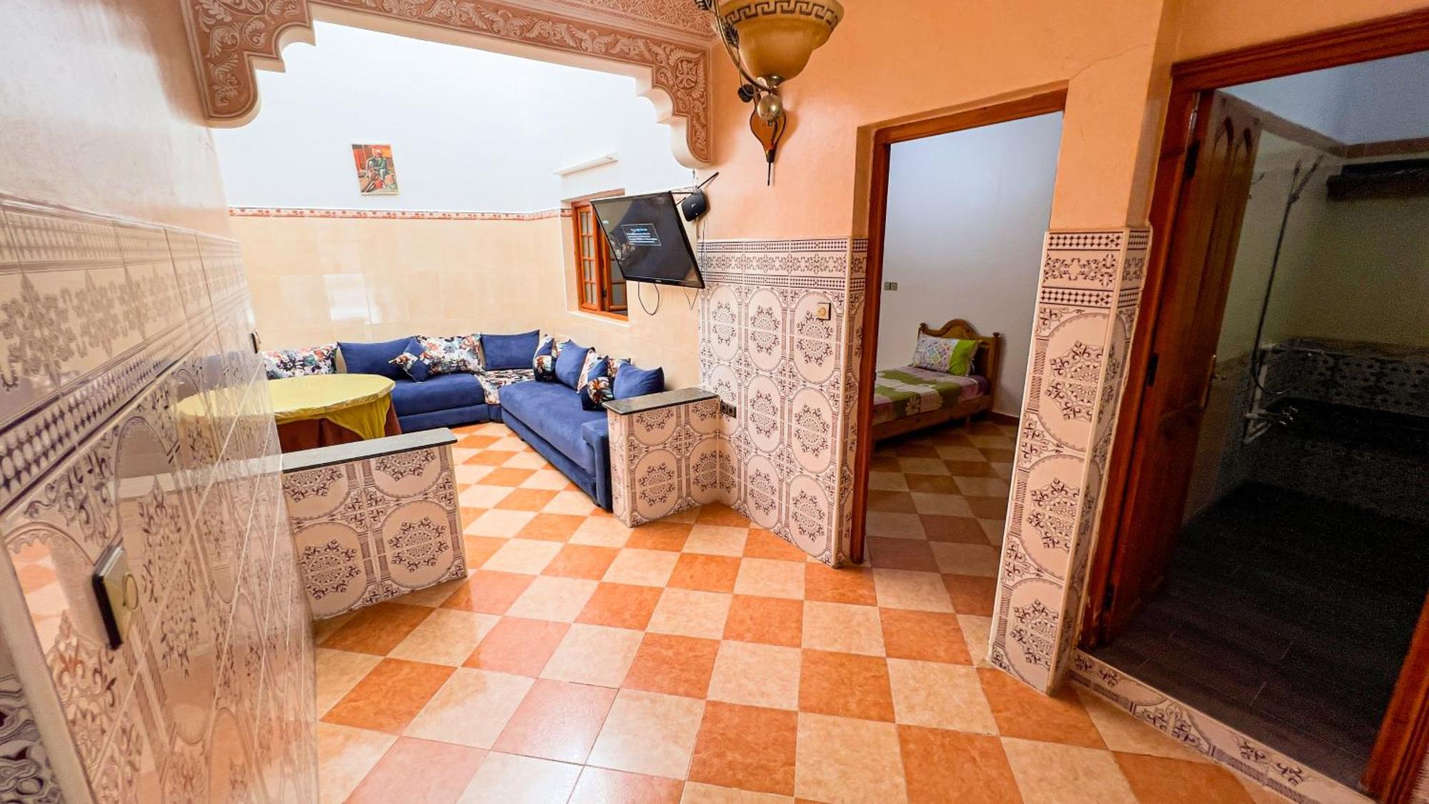 Dar Haut De Gamme Et A Un Prix Imaginaire Hostcom For Families Only 乌季达 外观 照片