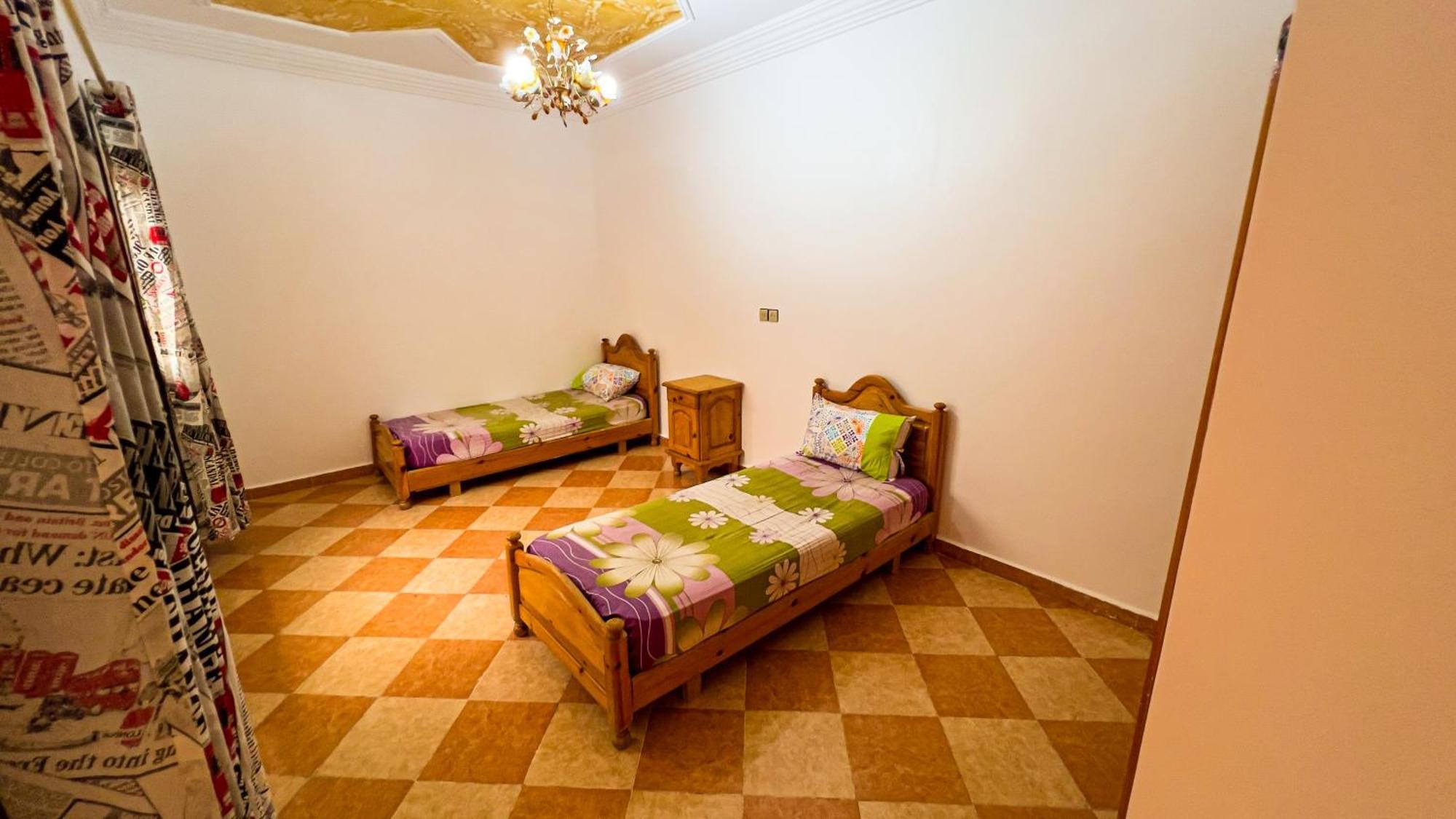 Dar Haut De Gamme Et A Un Prix Imaginaire Hostcom For Families Only 乌季达 外观 照片