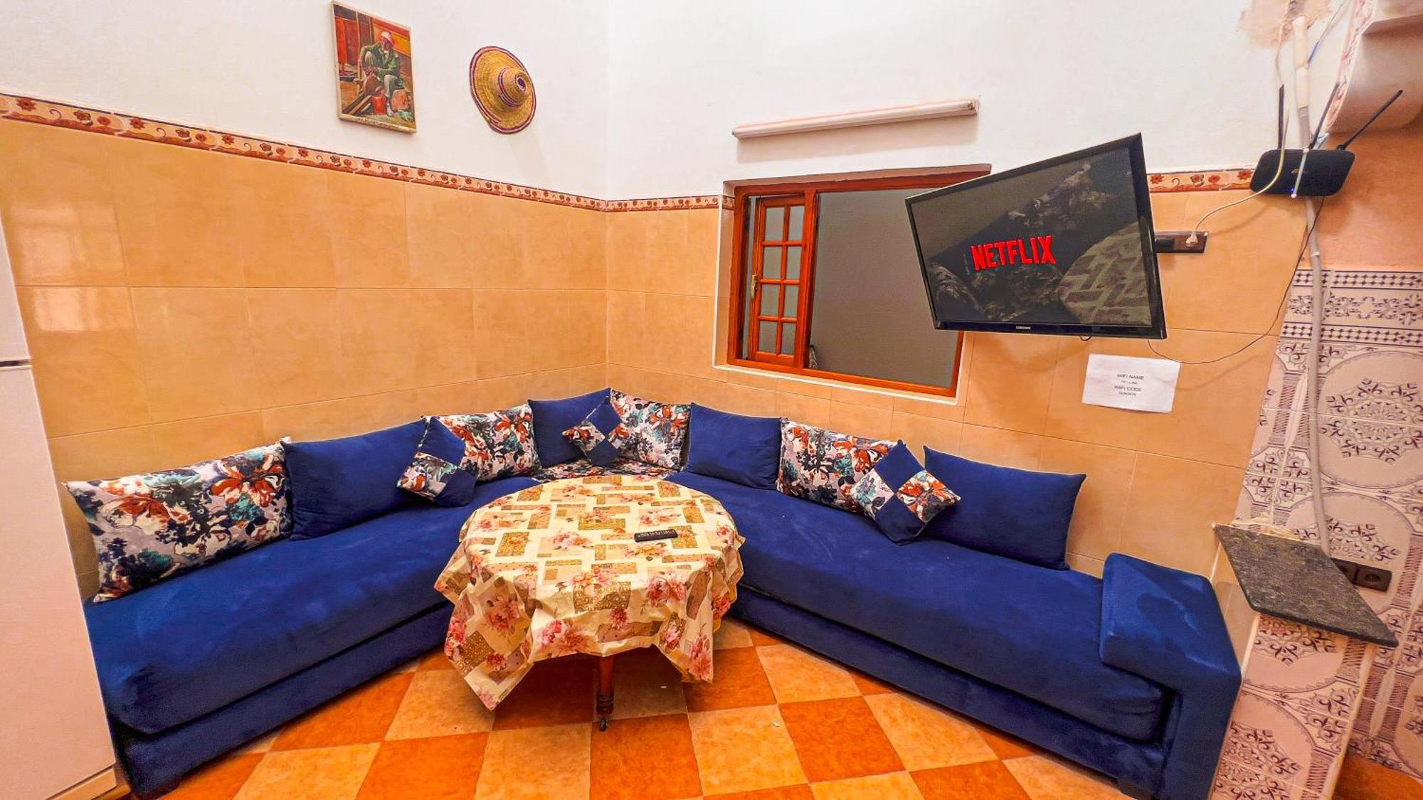Dar Haut De Gamme Et A Un Prix Imaginaire Hostcom For Families Only 乌季达 外观 照片