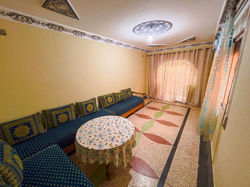 Dar Haut De Gamme Et A Un Prix Imaginaire Hostcom For Families Only 乌季达 外观 照片